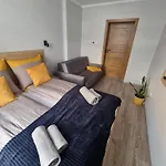 شقة Lux Lemon يلينيا غورا