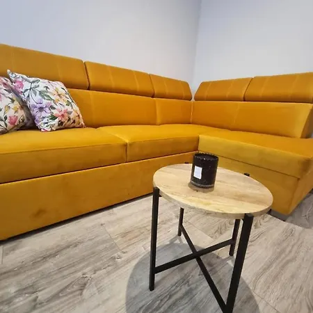 Lux Lemon Apartment *