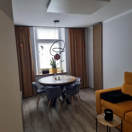 Lux Lemon Apartment
